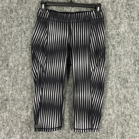 Ivy Park Womens Capri Leggings Medium Black Stripes‎ Yoga Gym Workout Studio - Picture 1 of 10